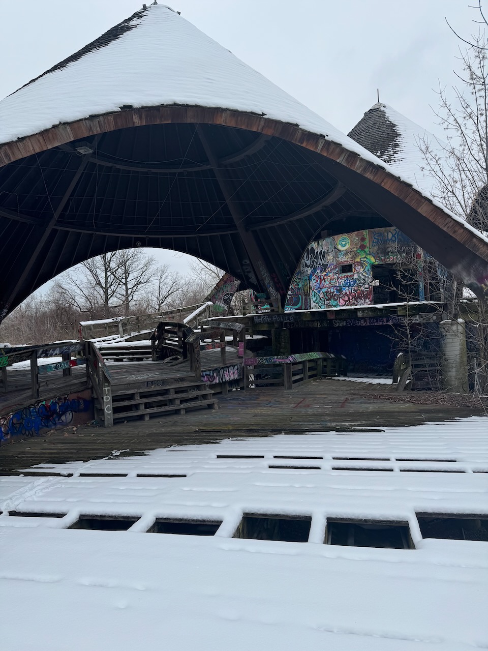 Inside Belle Isle Zoo (3)