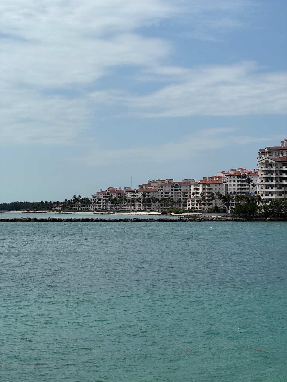 Some more luxurious Hotels