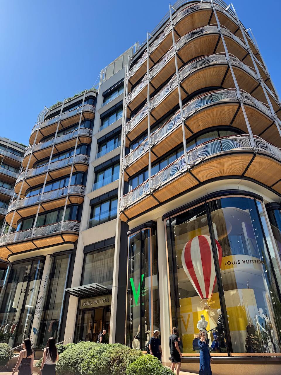 Louis Vuitton Store